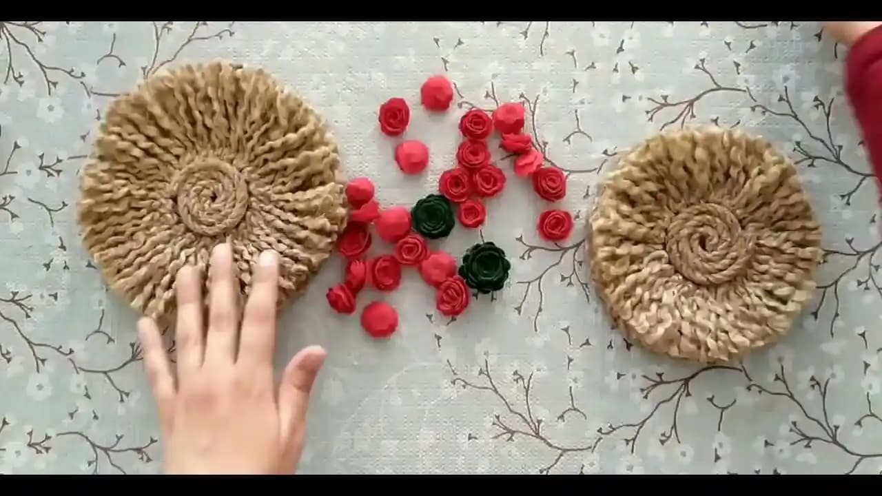 Jüt İp Dekorasyonu: Doğal ve Sürdürülebilir Dekorasyon Trendleri ile Evinize Şıklık Katın