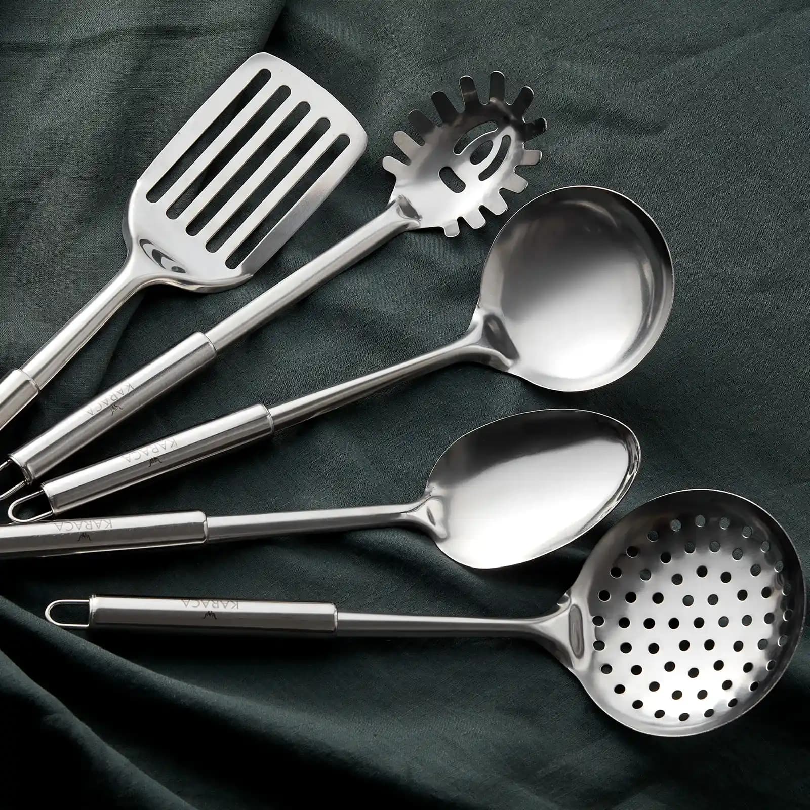 Karaca 5 Parça Servis Setleri ile Mutfak ve Salon Dekorasyonunuzu Zenginleştirin