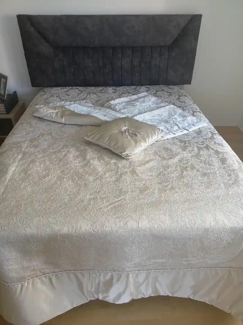 Karaca Gelin Yatak Örtüsü ile Dekorasyonda Şıklık ve Zarafeti Yakalayın