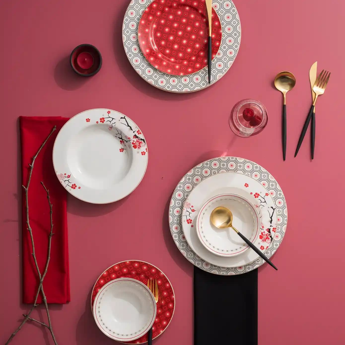 2025'te Sofralarınızı Baştan Yaratacak Karaca Sakura Yemek Takımı