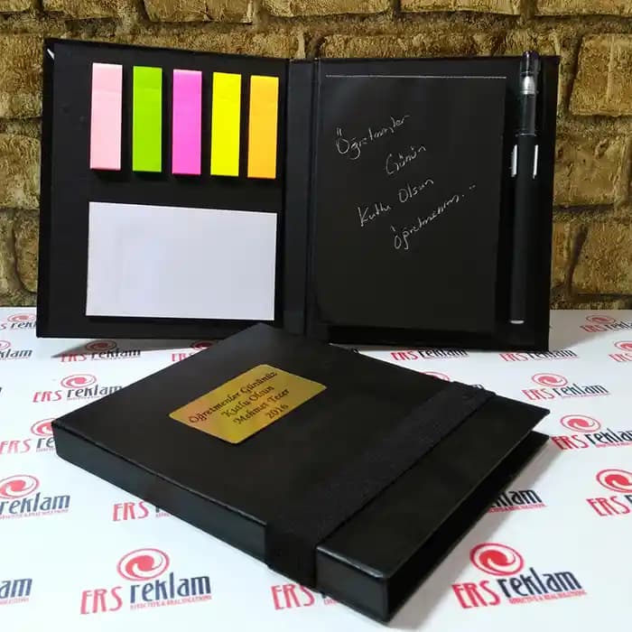 Kişiye Özel Not Defteri Dekorasyonda Şıklık ve İşlevselliğin Buluşması