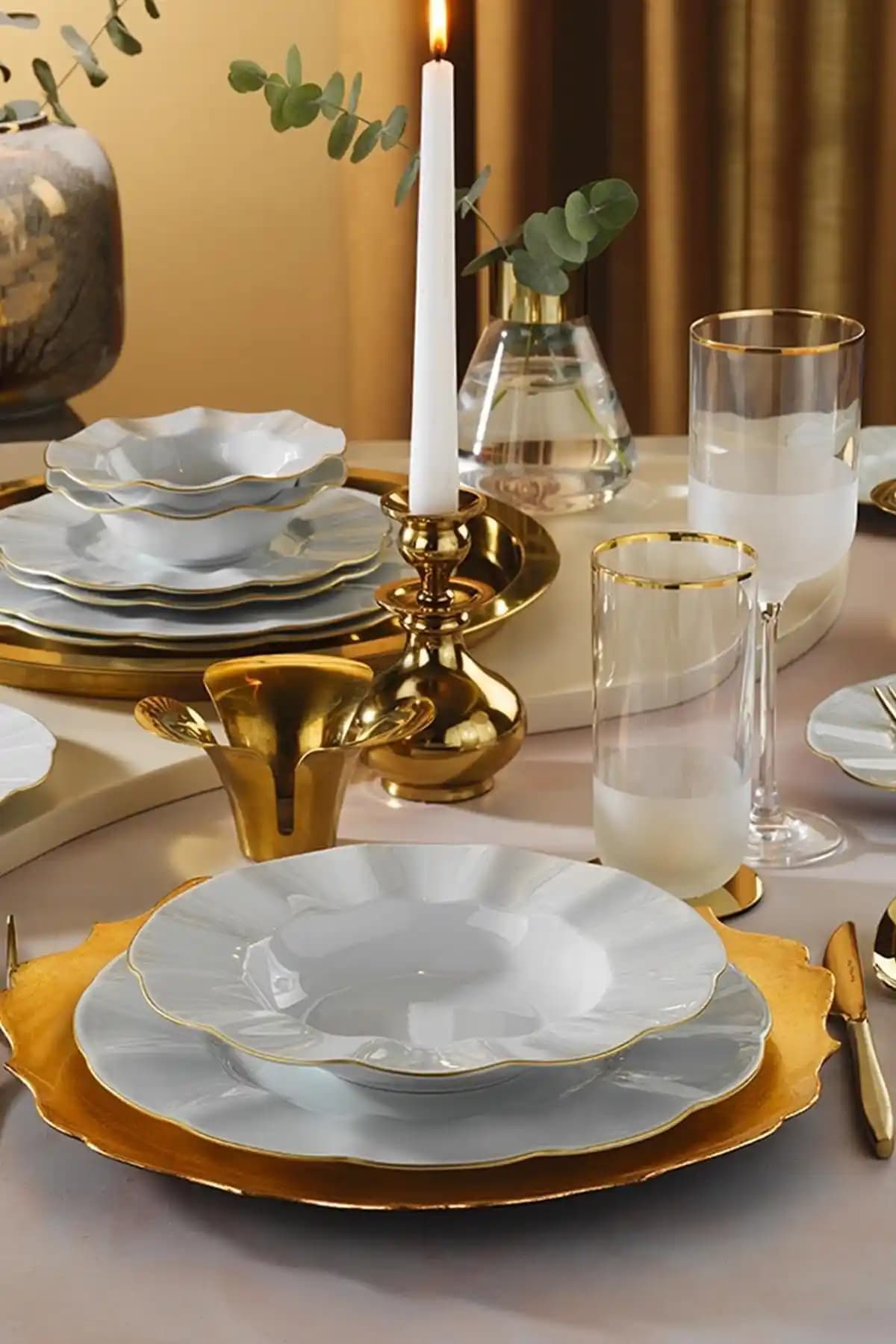 Kütahya Porselen Nil Yemek Takımı ile Sofralarınıza Zarafet Katın ve Dekorasyonunuzu Geliştirin