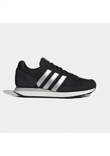 Kadın Günlük ve Spor Ayakkabıları Karşılaştırması: adidas Run 60S 3.0 ve New Balance 500 1