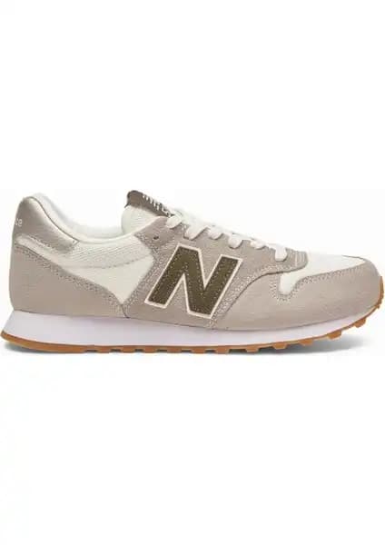 Kadın Günlük ve Spor Ayakkabıları Karşılaştırması: adidas Run 60S 3.0 ve New Balance 500 2