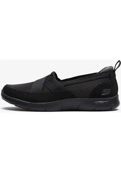 Skechers Kadın Spor Ayakkabıları Karşılaştırması: Konfor ve Stil Analizi 2
