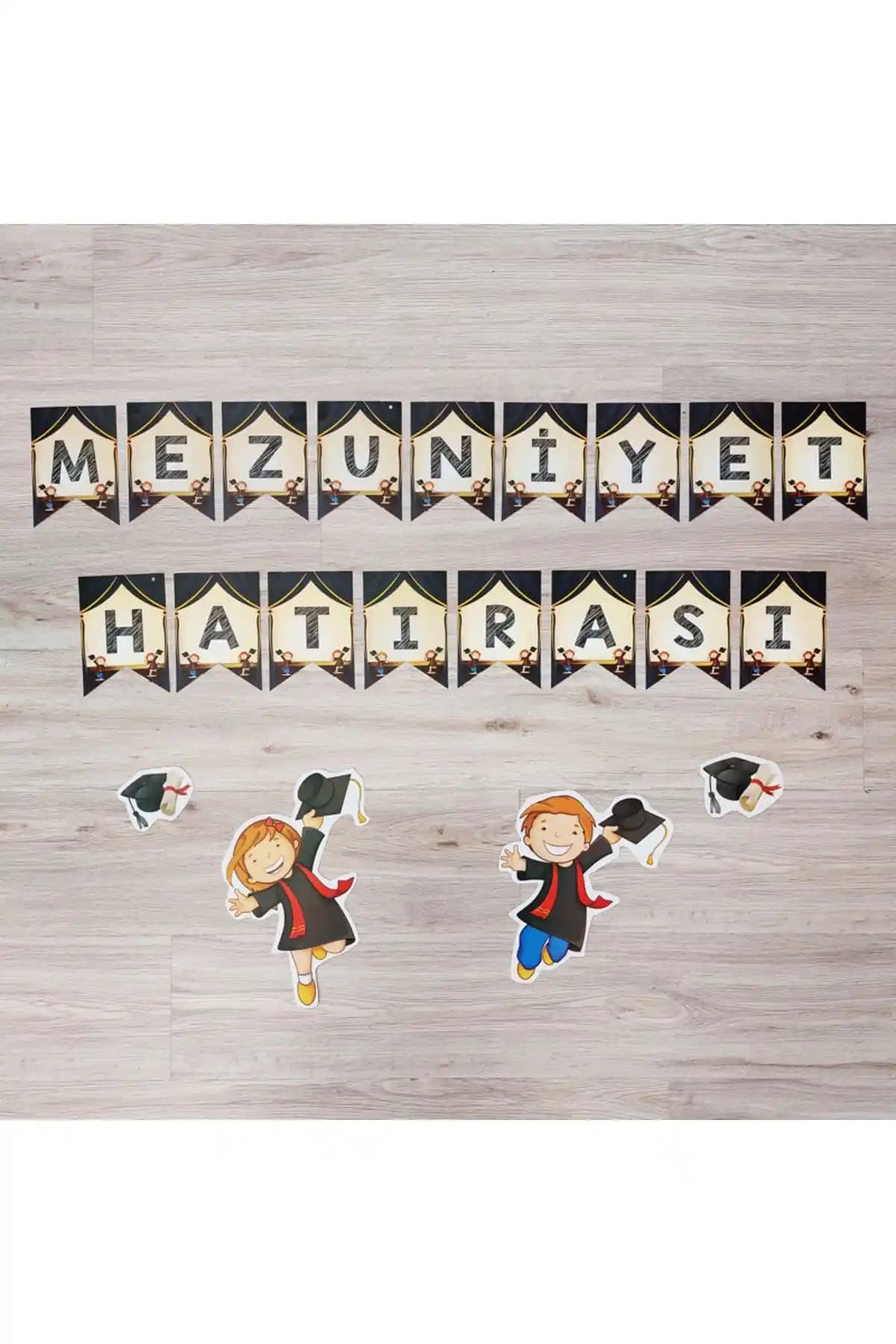 Etkinlikdenizi Mezuniyet Hatırası Bayrak Afiş Seti: Kaliteli ve Şık Kutlama Dekoru