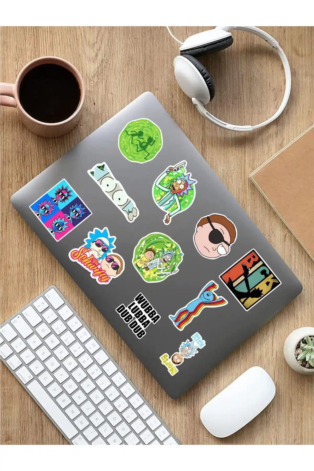 Ricky ve Morty Temalı AR Sticker Notebook ve Tablet Seti Yaratıcı ve Dayanıklı Tasarım