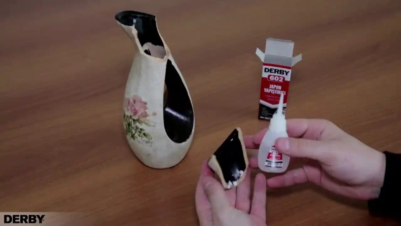 Kırık Vazo Dekorasyonunda Yaratıcı ve Şık Yaklaşımlar ve Pratik Uygulamalar