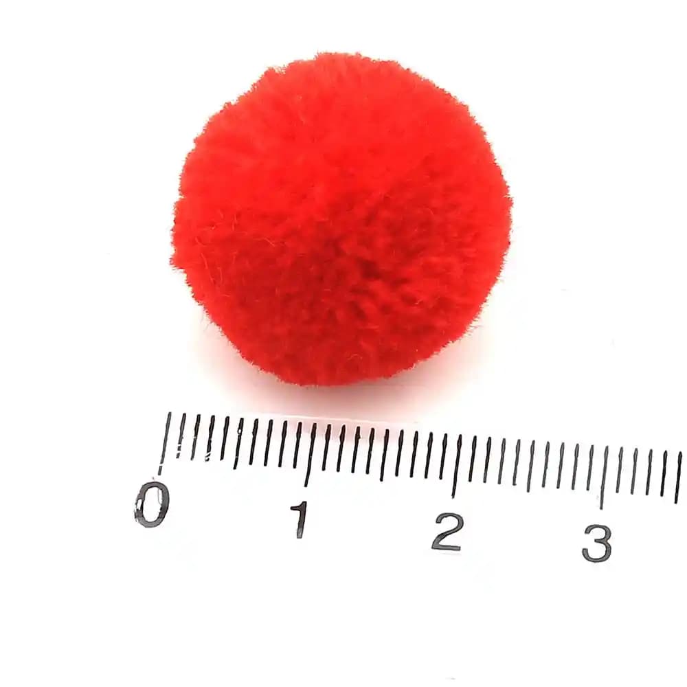 Kırmızı Ponpon Dekorasyon: Mekanlara Enerji ve Şıklık Katmanın Yolları