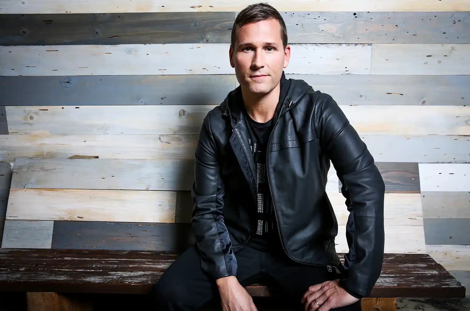 Kısa Kadeh Dekorasyonu ile Mekanlarınızı Şıklık ve Fonksiyonellik ile Zenginleştirin