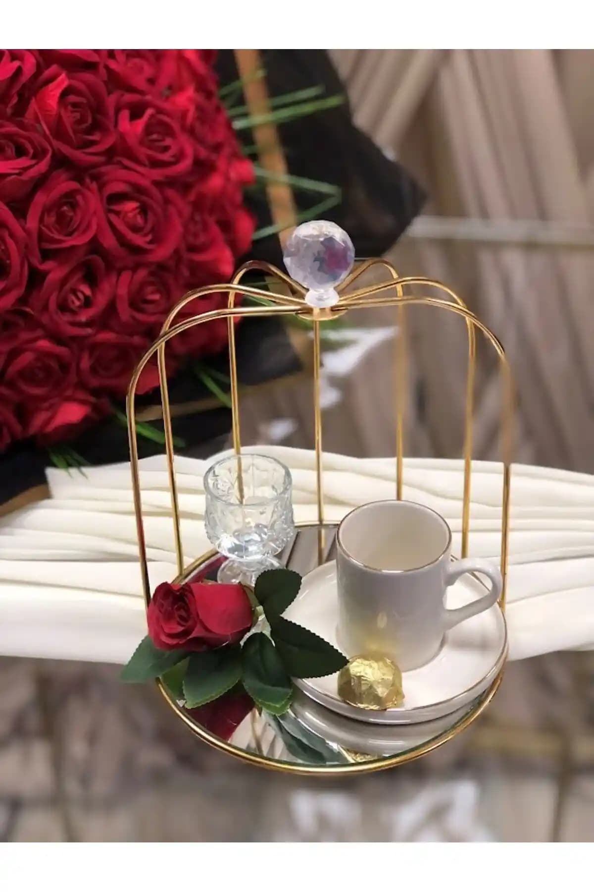 Kız İsteme Fincanı Seçimi ve Dekorasyon İpuçlarıyla Özel Anlar Yaratın