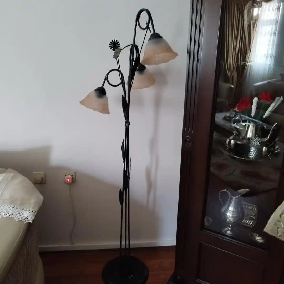 Lambader Dekorasyonu: Modern ve Şık Tasarımlarla Evinize Estetik Katın