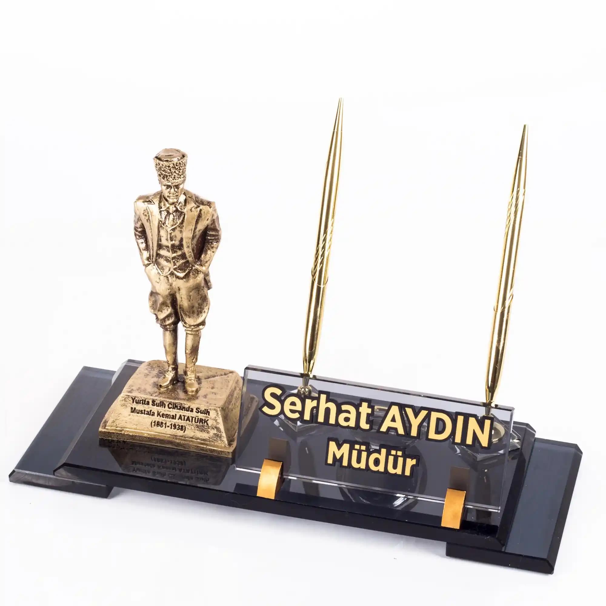 Lüks Ofis Hediyeleri ile Dekorasyonda Şıklık ve Prestij Artırma Yöntemleri