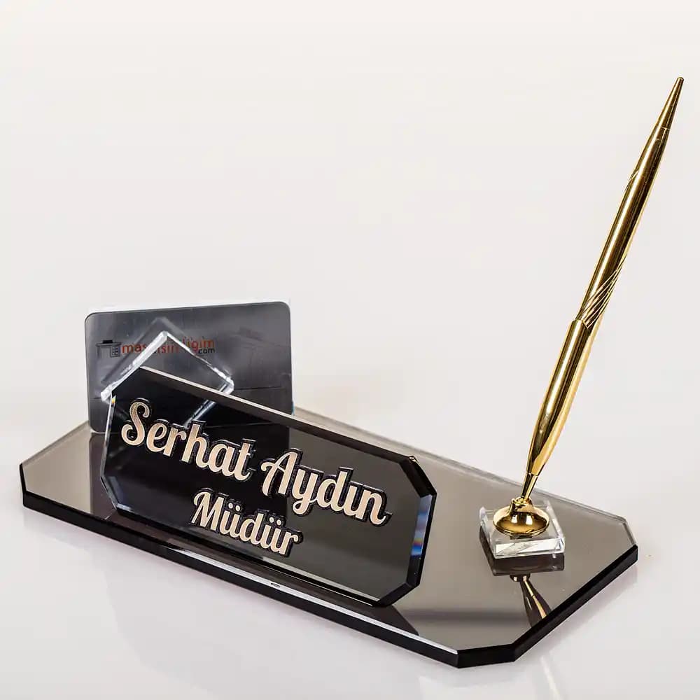 Masa İsimlikleri Dekorasyonda Şıklık ve İşlevselliğin Birleştiği Detaylar