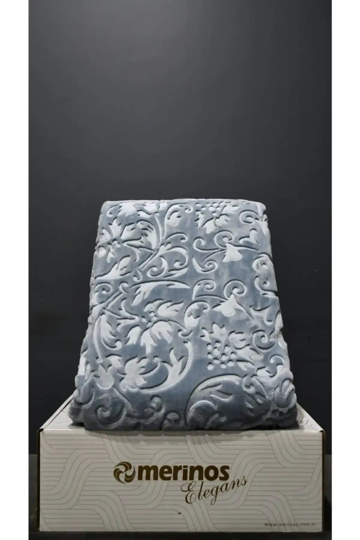 Merinos Elegance Battaniye ile Dekorasyonda Zarafet ve Konforun Buluşması