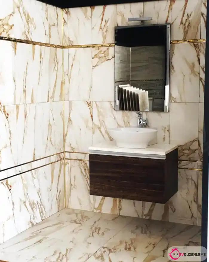Mermer ile Dekorasyonda Şıklık ve Fonksiyonellik: Banyo Tasarımlarında Mermer Modelleri