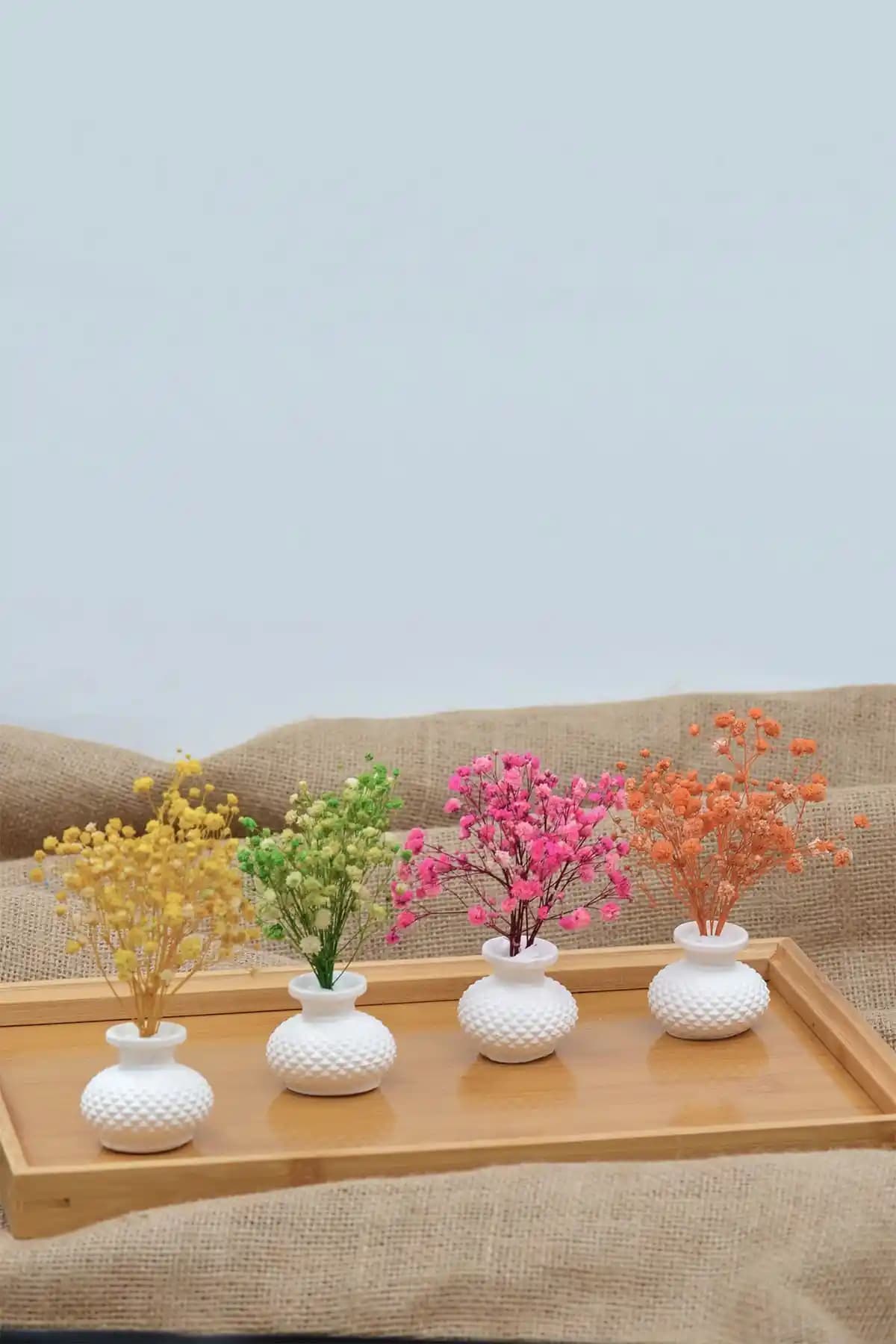 Mini Vazolar ile Dekorasyonda Zarif ve Şık Çözüm Önerileri