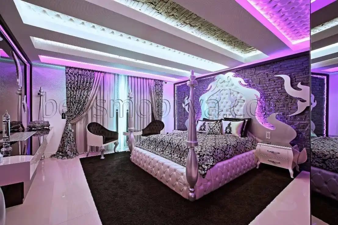 Mor Yataklar ile Modern ve Şık Yatak Odası Dekorasyonu Rehberi
