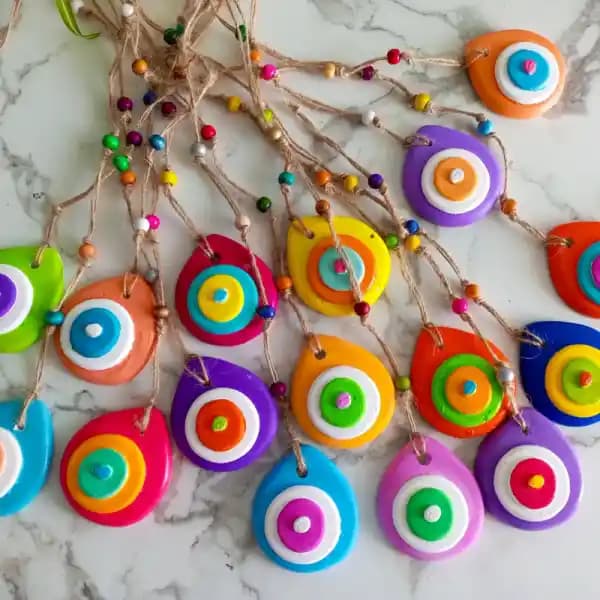 Nazar Boncuğu ile Ev Dekorasyonunda Şans ve Koruma Unsurlarının Entegre Edilmesi