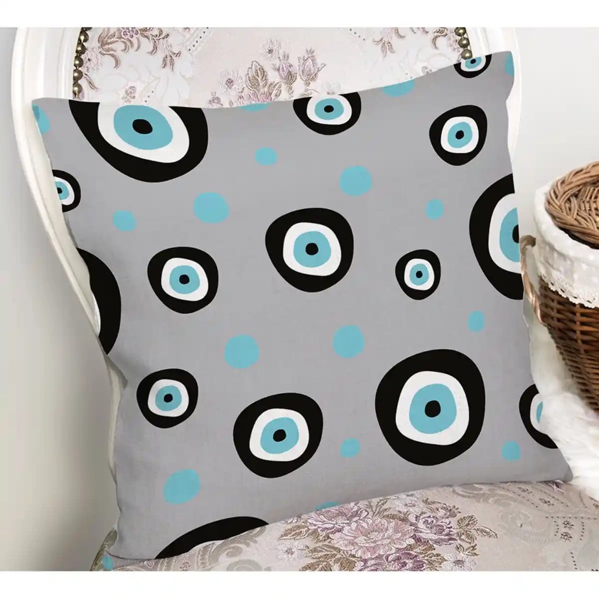 Nazar Boncuklu Kırlentlerle Ev Dekorasyonunda Hem Şıklık Hem Anlam Bir Arada