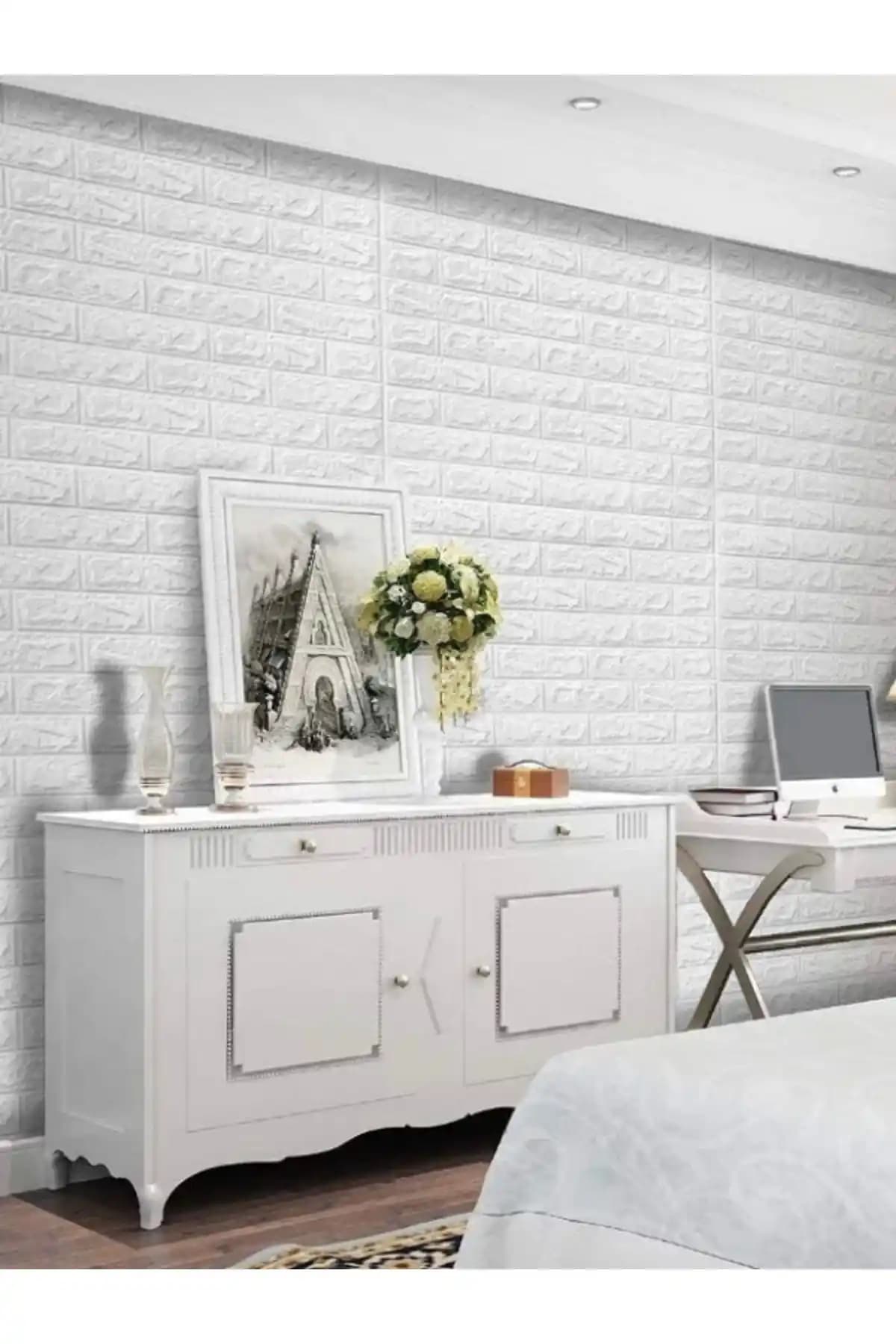 Neme Dayanıklı Duvar Kağıdı Seçenekleri ve Dekorasyonda Sağladığı Avantajlar