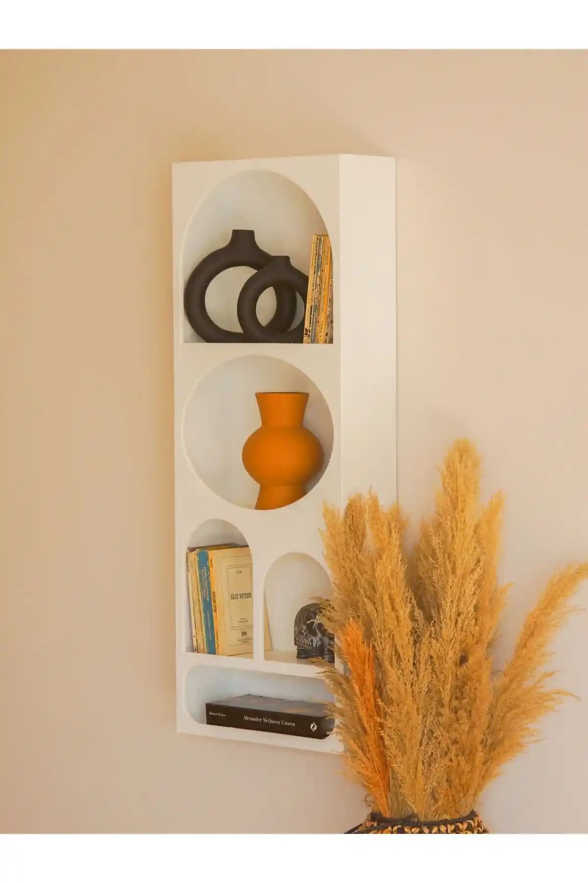 Niş Kitaplık ile Modern Ev Dekorasyonunda Şıklık ve İşlevsellik Artışı