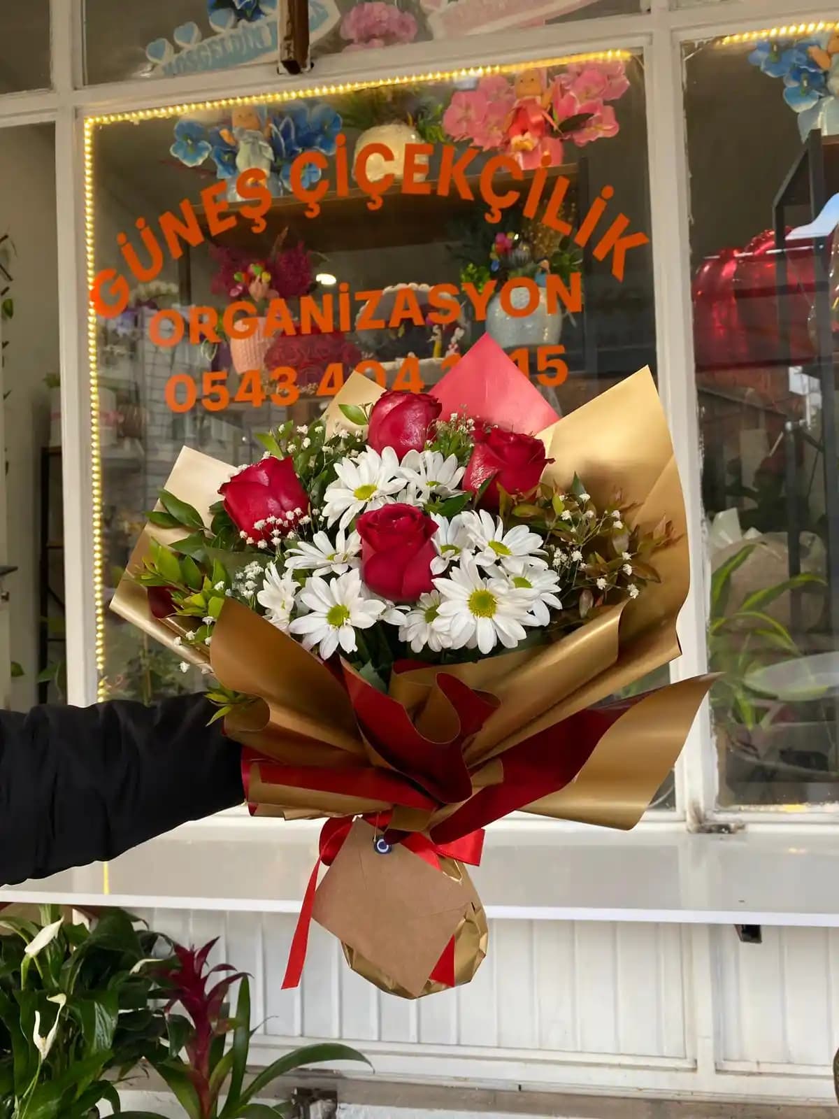 Osmaniye Çiçekçilik ve Dekorasyon Trendleri Modern ve Sürdürülebilir Çözümlerle Yenilikçi Yaklaşımlar