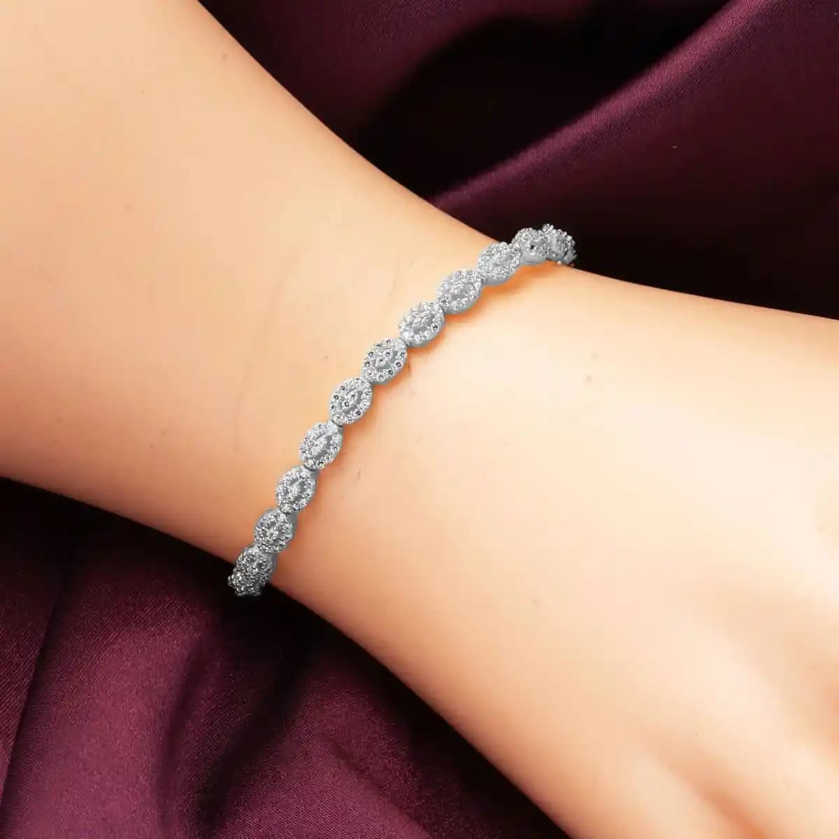 Pandora Su Yolu Bileklikleri ile Dekorasyonda Zarafet ve Şıklık Yaratın