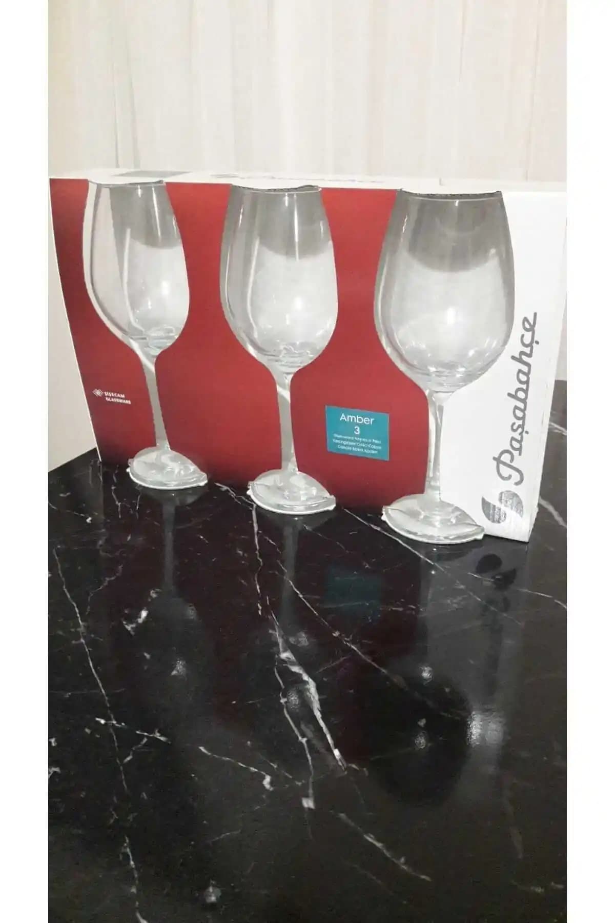 Paşabahçe Amber Kadehleri ile Dekorasyonda Zarif ve Şık Bir Dokunuş Sağlayın