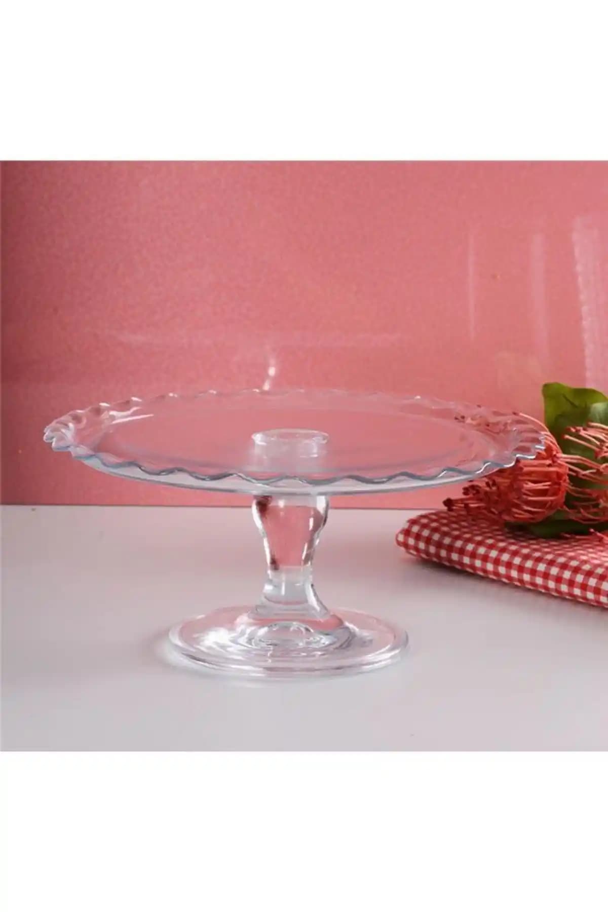 Pasabahçe Kek Standı: Şık ve Pratik Cam Dekorasyon Ürünü Seçenekleri