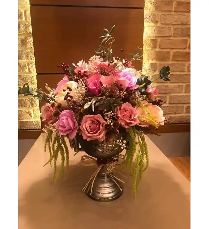 Pasabahçe ve Yapay Çiçeklerle Modern ve Dayanıklı Dekorasyon Fırsatları