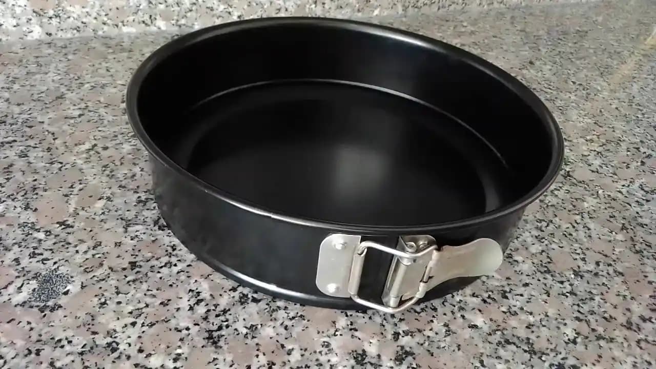 Pasta Kelepçeleri: Estetik ve Fonksiyonelliği Bir Arada Sunan Mutfak Aksesuarları
