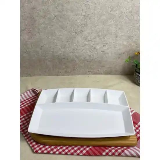 Plastik Kahvaltı Tabağı Dekorasyonunda Yenilikçi ve Şık Çözümlerle Masanızı Güzelleştirin