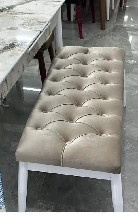 Puf Sandalye ile Modern Dekorasyonunuza Şıklık ve Konfor Katmanın Yolları