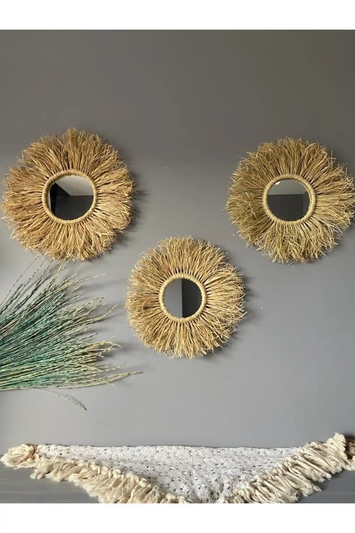 Rafya Aynalar: Doğal ve Şık Dekorasyon Unsuru Olarak Kullanım Alanları ve Tasarım Çeşitleri