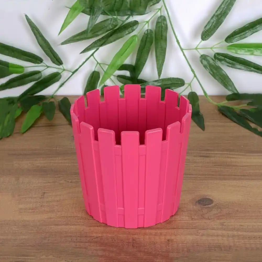 Renkli Saksılarla Dekorasyonun Canlandırıcı ve Yaratıcı Yolları