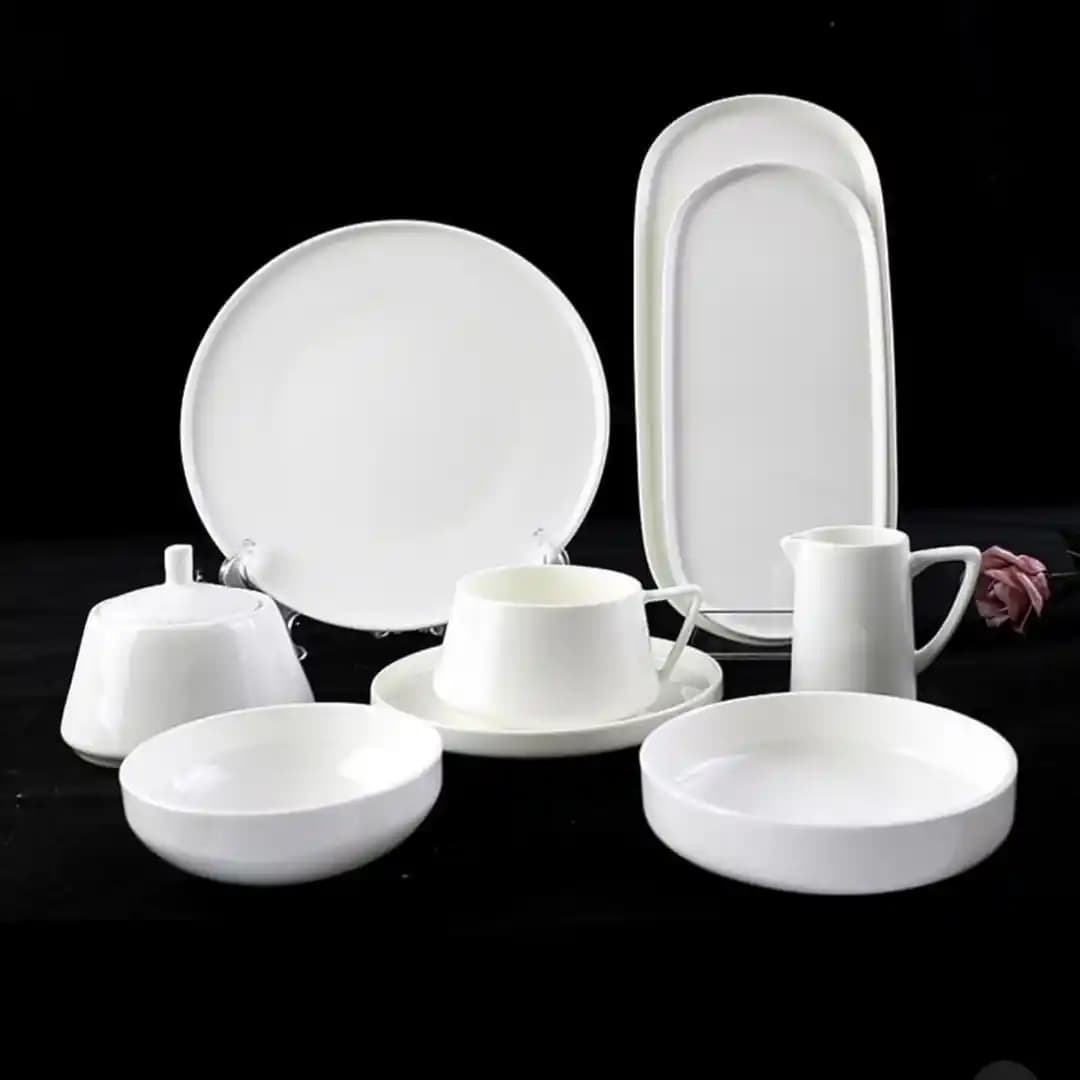 Sade Kahvaltı Takımı ile Modern ve Şık Dekorasyonunuzu Tamamlayın