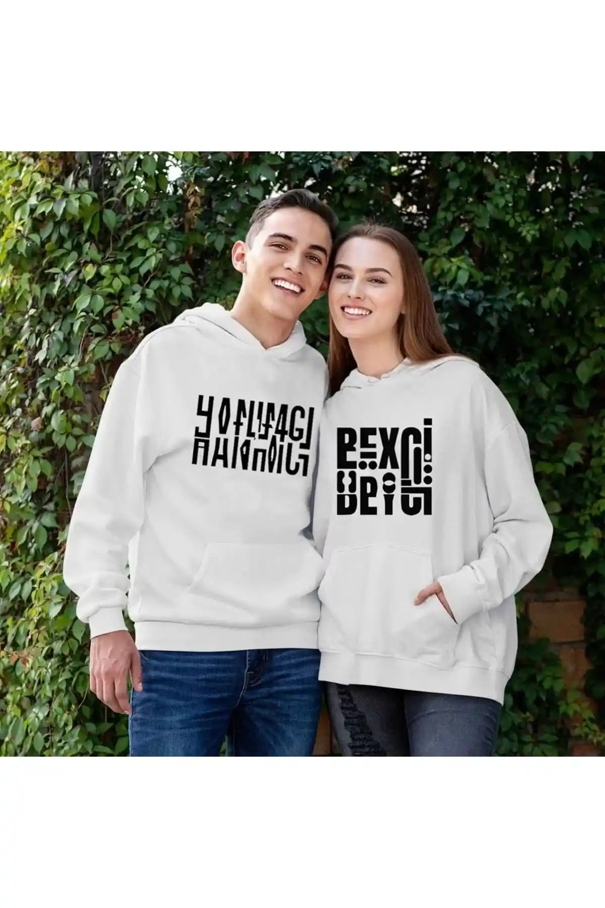 Sevgili Çiftler İçin Sweatshirtlerle Dekorasyon İpuçları ve Sıcak Atmosfer Yaratma