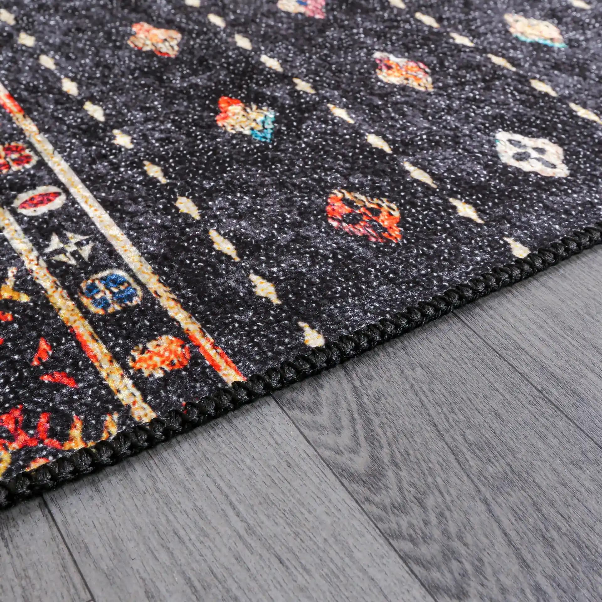 Siyah Kilim Dekorasyonda Zarafet ve Anlamın Sembolü: Modern ve Geleneksel Kullanım İpuçları