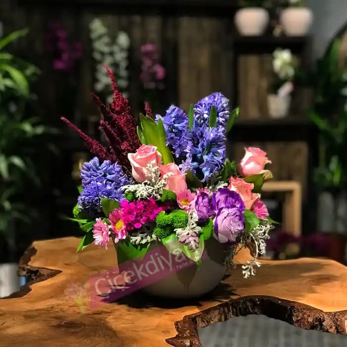 Sümbül Çiçekleri ile Dekorasyonda Zarafet ve Tazeliğin En Güzel Yolu