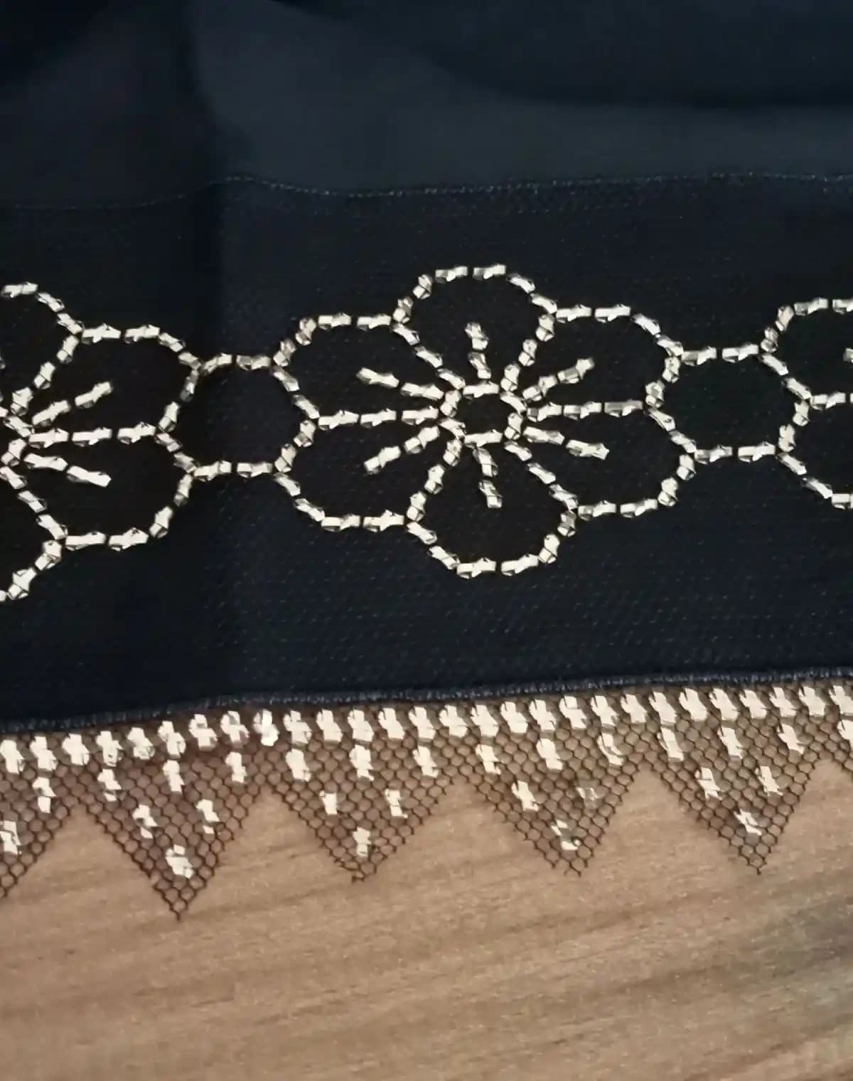 Tel Kırma Namaz Örtüsü Modelleri: Geleneksel ve Modern Tasarımlarla Estetik ve Manevi Atmosfer