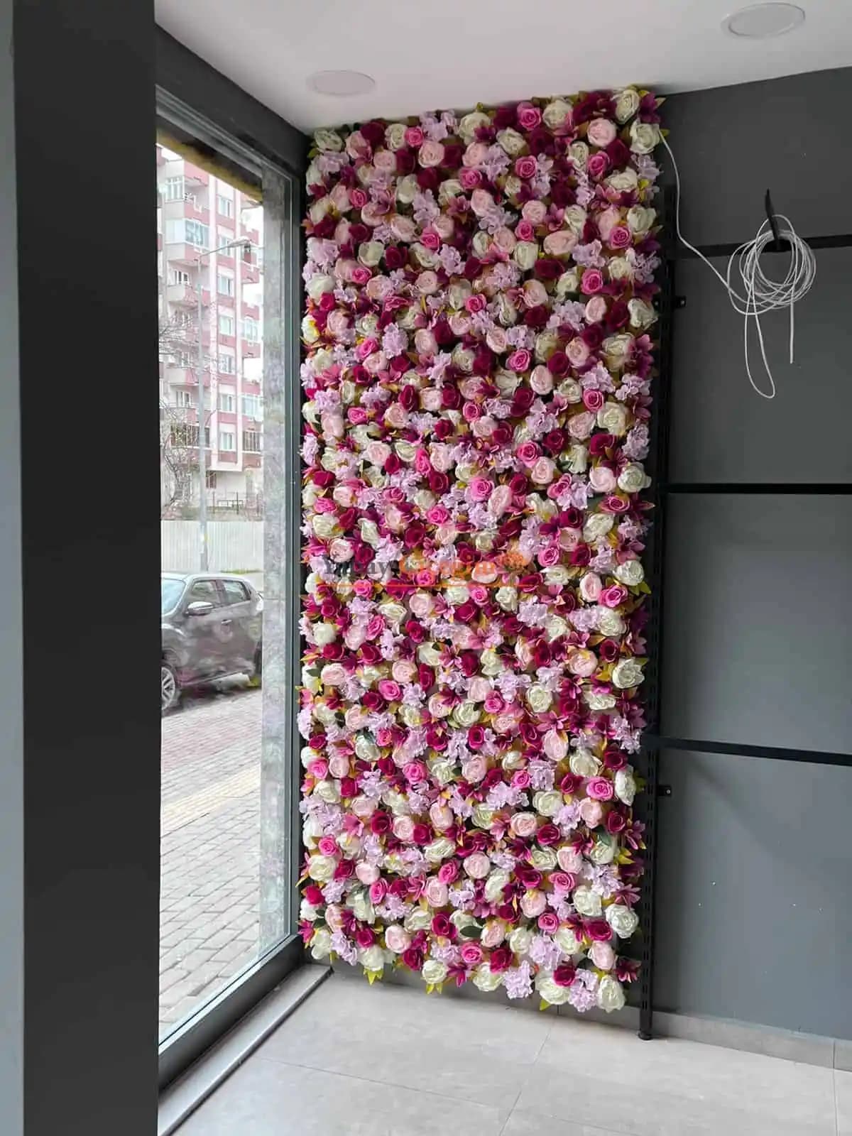 Yapay Çiçek Duvar Kaplama ile Estetik ve Dayanıklı Dekorasyon Çözümleri