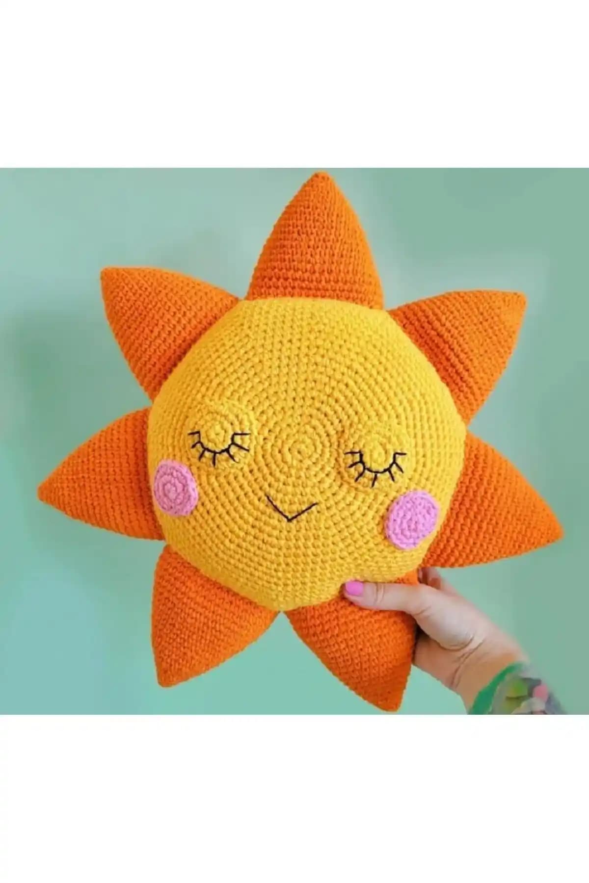 Yatak Üstü Dekoratif Yastıklar ile Evde Şıklık ve Konfor Sağlama Rehberi