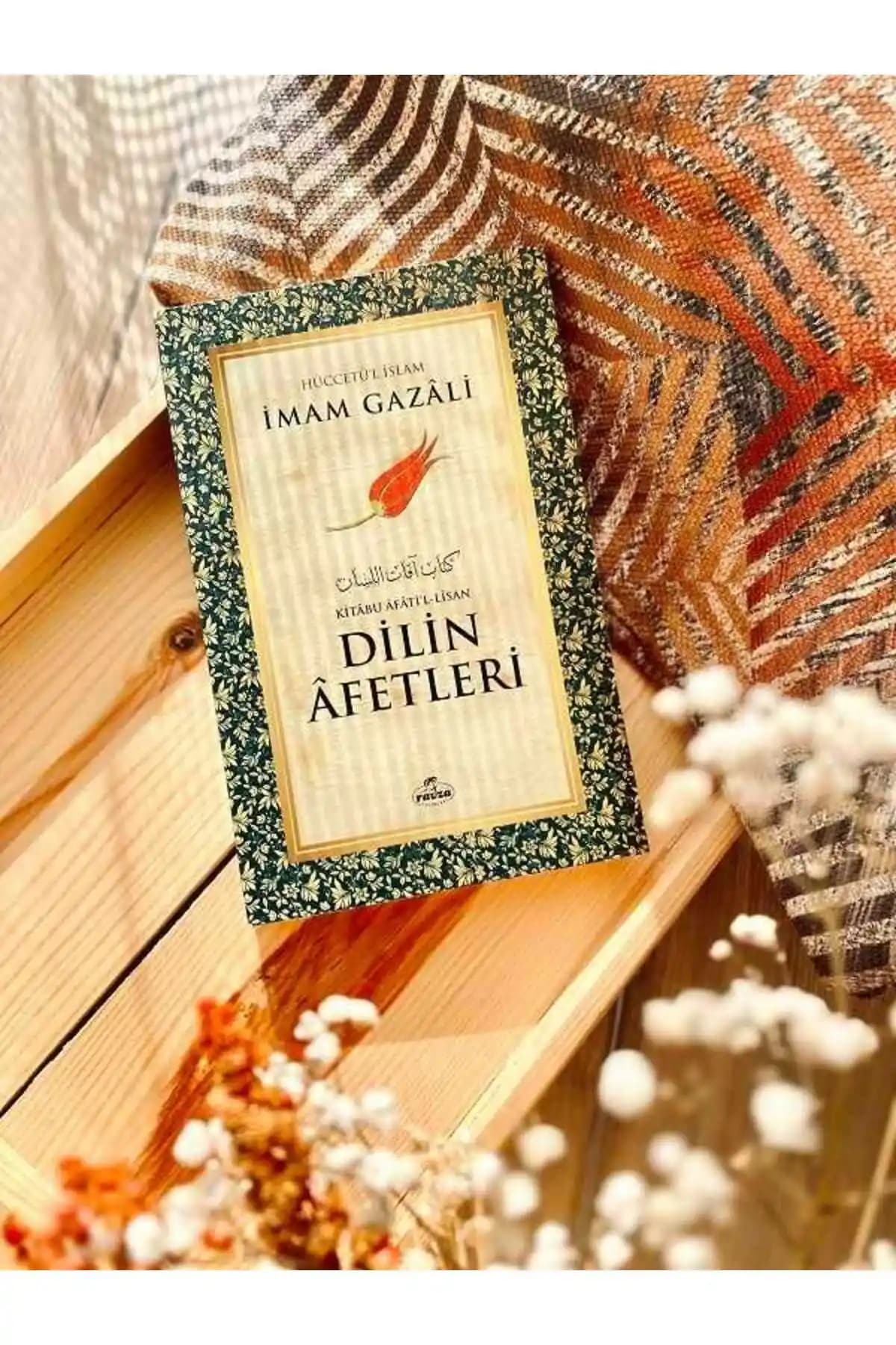 İmam Gazali'nin 'Dilin Afetleri' ve 'Kalplerin Keşfi' Eserlerinin Karşılaştırması ve İncelenmesi