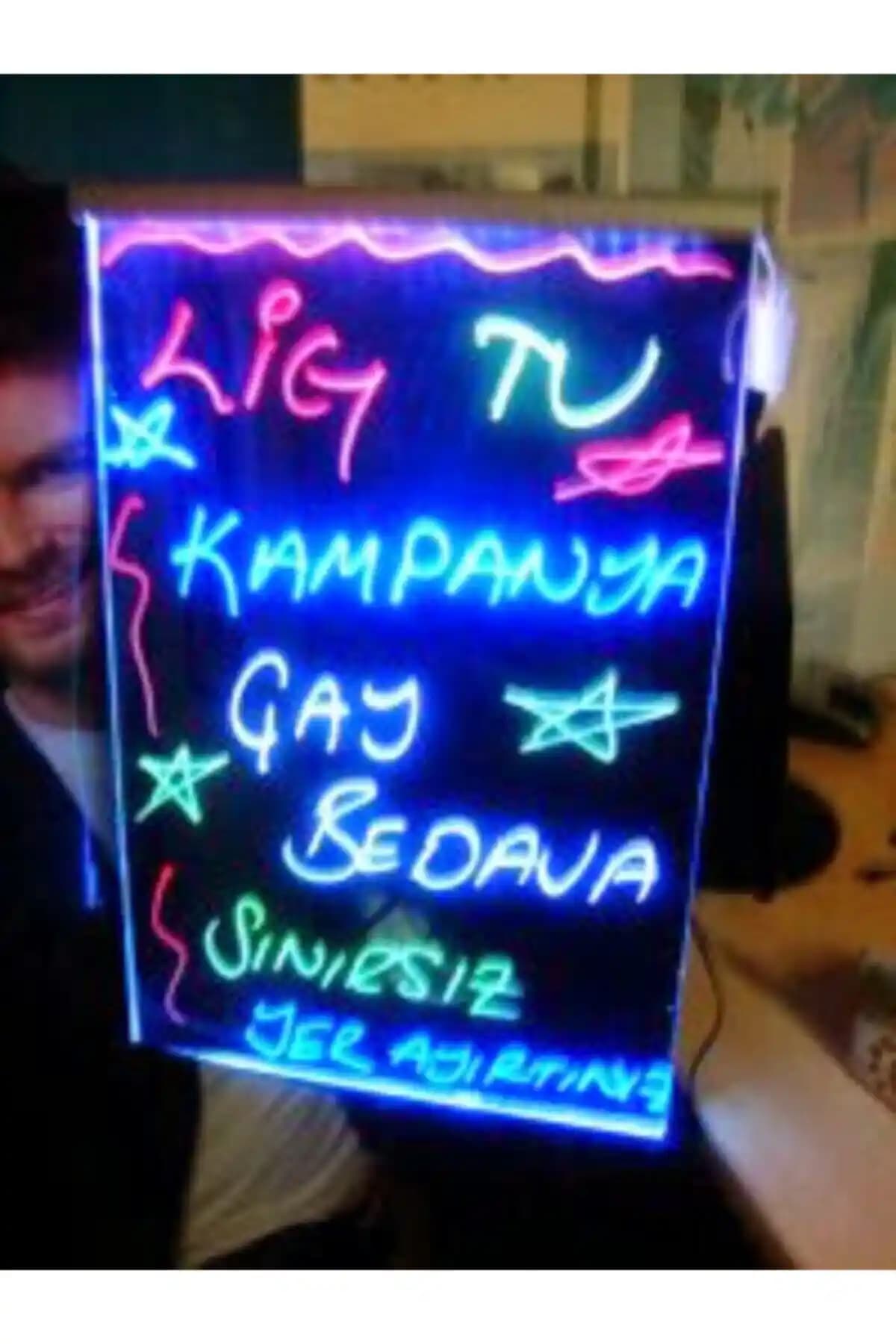 Genel Markalar 40x60cm-3 Kalemli LED Neon Tabela Yaz Sil Fonksiyonlu Modern Tasarım