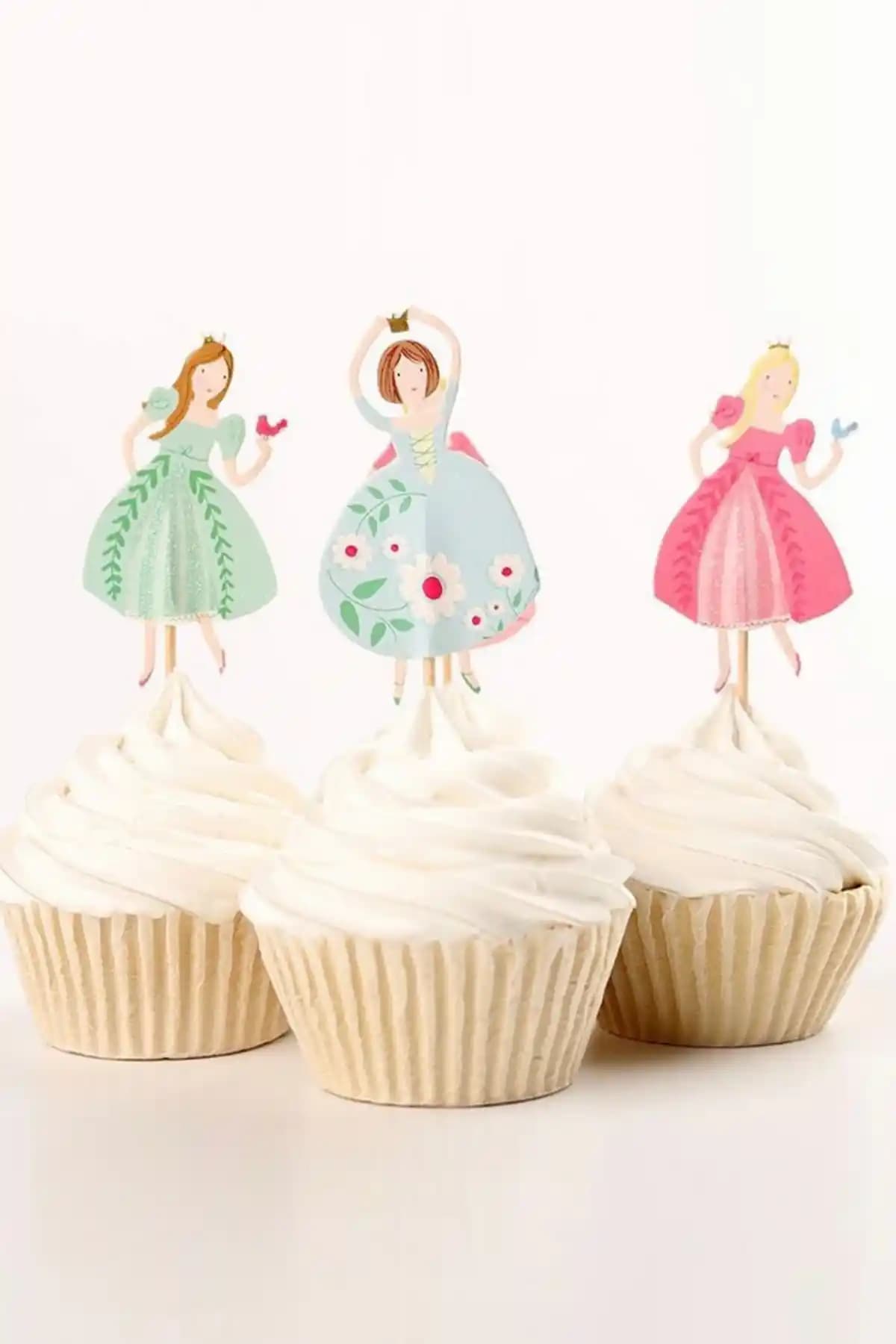 Le Mabelle Çok Renkli Prenses Figürlü 10'lu Kürdan Pasta Süsü Seti Tanıtımı ve Kullanım İpuçları