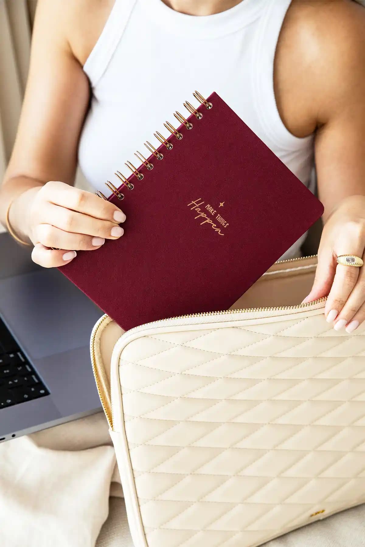 PAPERORA A5 Spiralli Sert Kapak Keten Kareli Not Defteri Detayları ve Kullanım Alanları