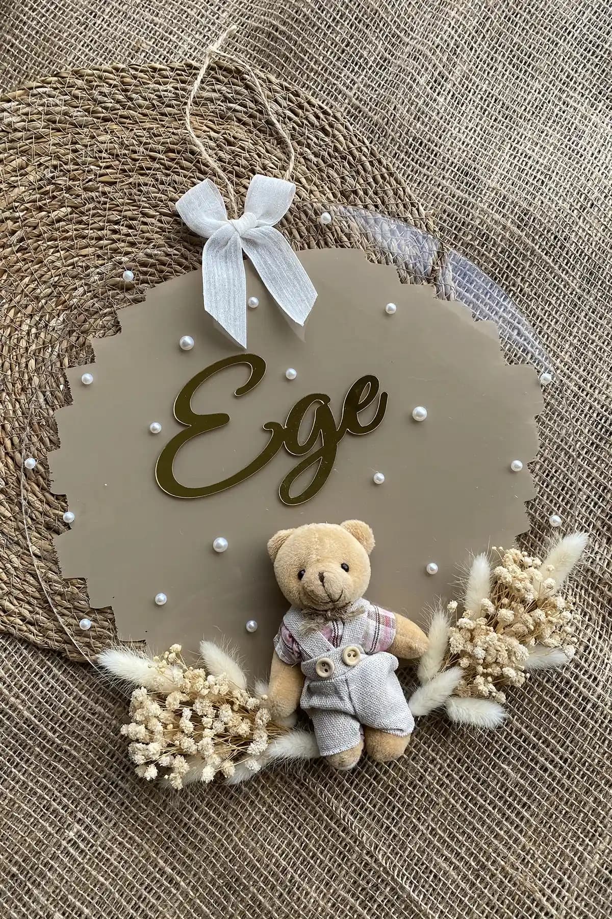 RetroLazer Pleksi Ayıcıklı Bebek Kapı Süsü ve İsimlik Makrome Dekorasyonu