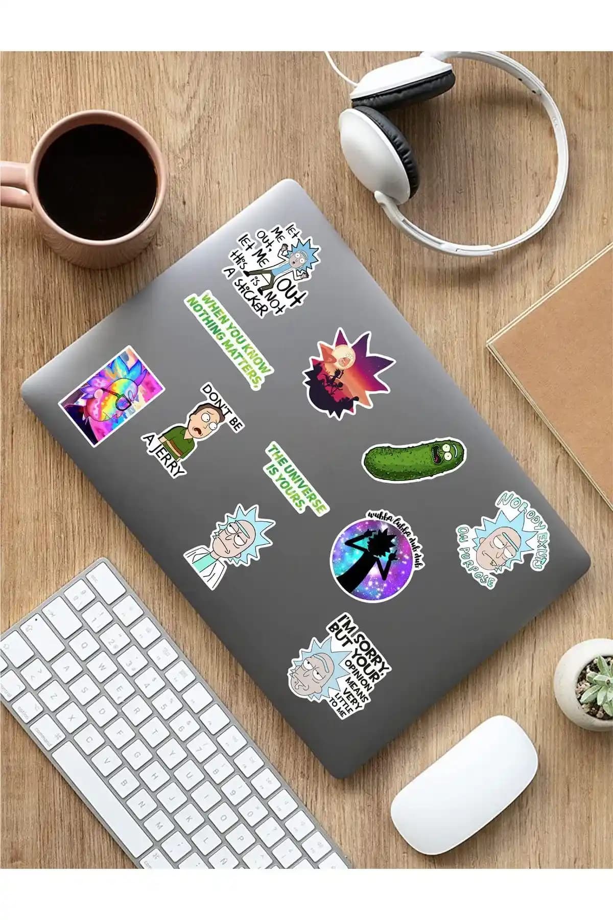 Ricky ve Morty Temalı AR Sticker Seti Laptop ve Cihaz Dekorasyonu İçin Uygun