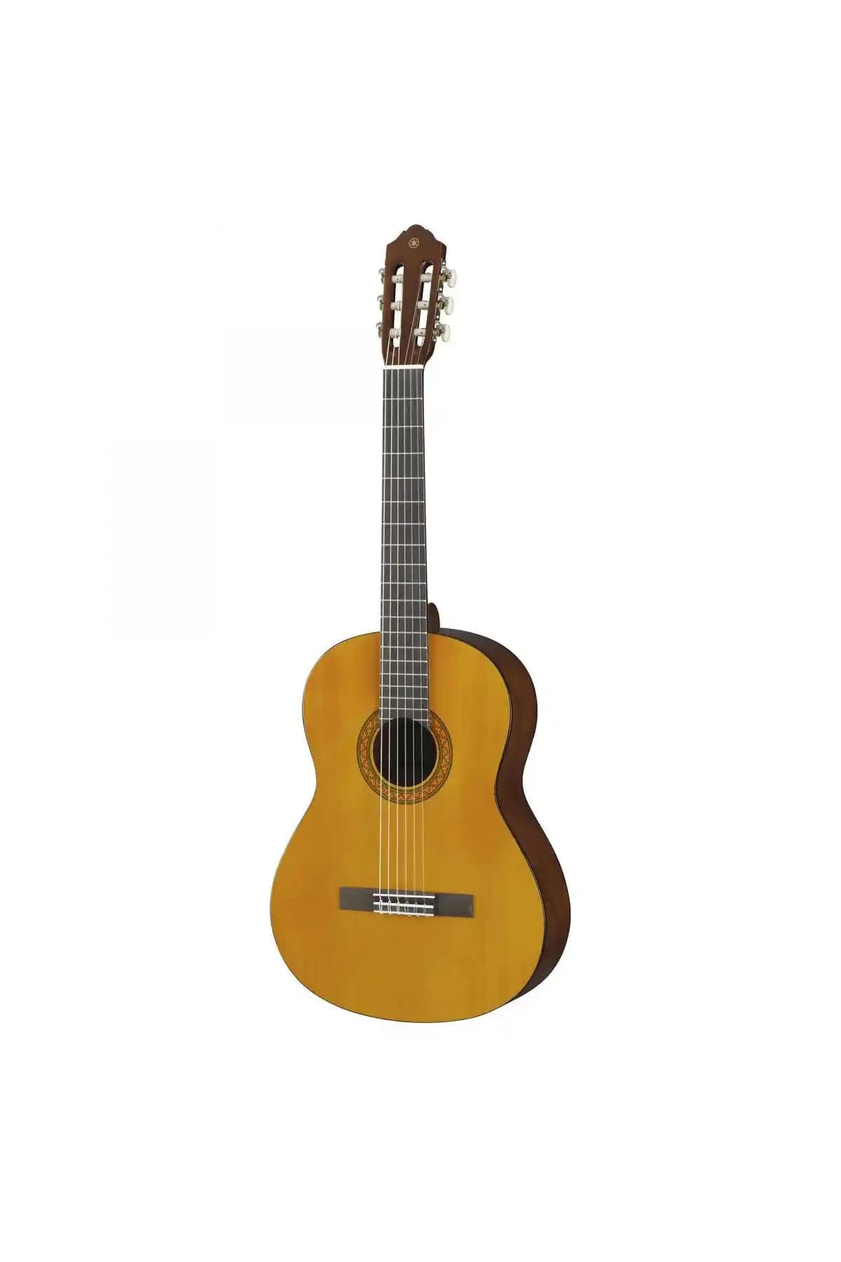 Yamaha C40 Klasik Gitar: Yüksek Ses Kalitesi ve Dayanıklılığıyla Tercih Edilen Enstrüman